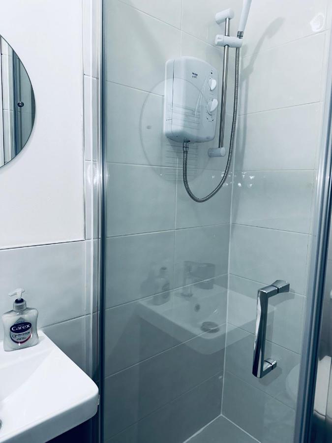 Stylish Town House - Modern Double Room - 1 考文垂 外观 照片